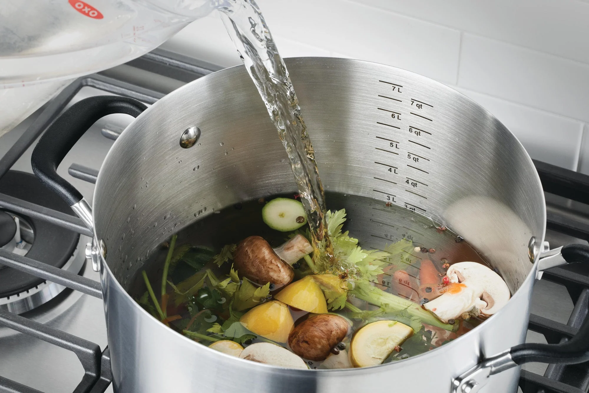 KitchenAid Stainless Steel Stockpot with Measuring Marks and Lid, 8-Quart, Brushed Stainless Steel - Image 5