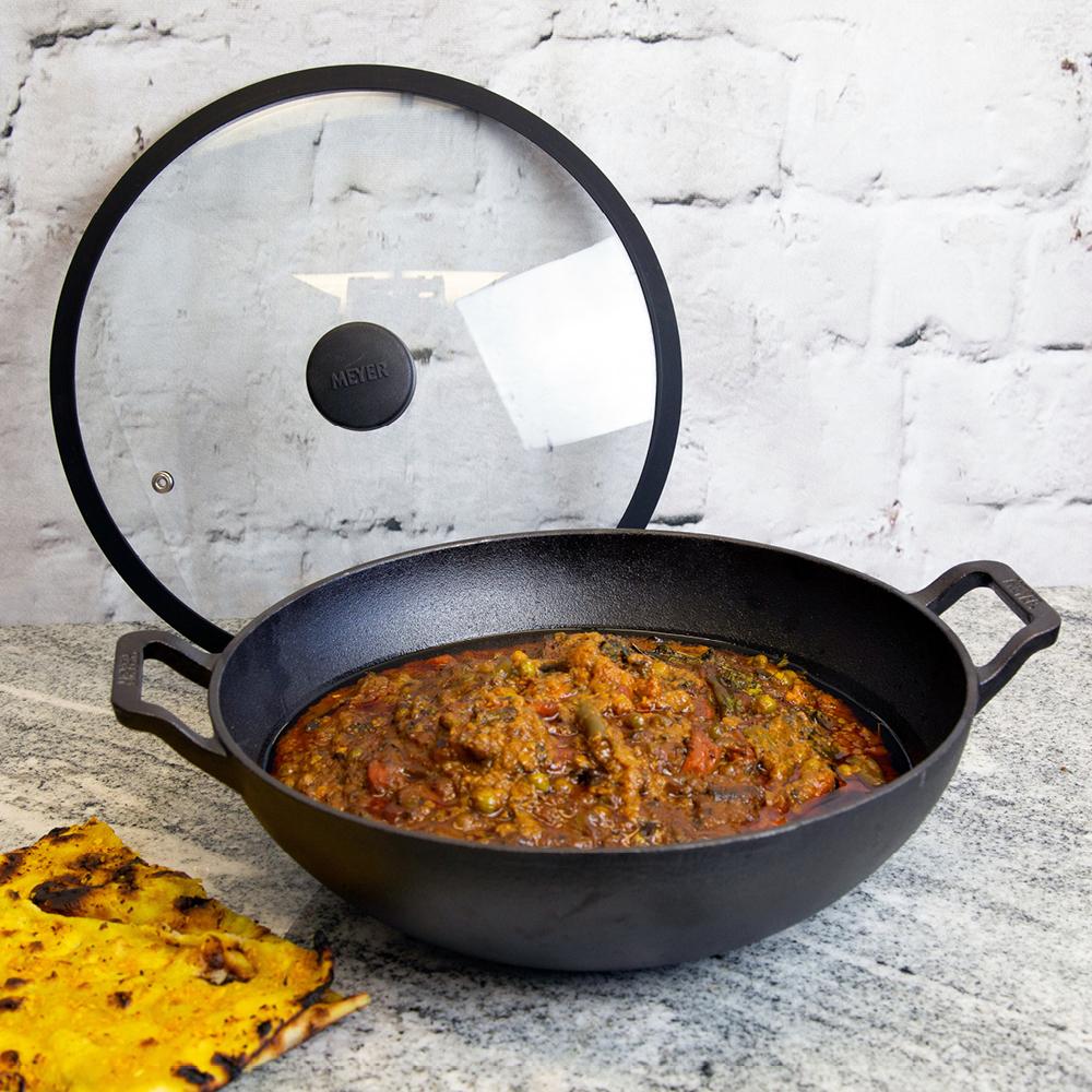 Meyer Cast Iron 30cm/4.7L Kadai with lid - Image 3