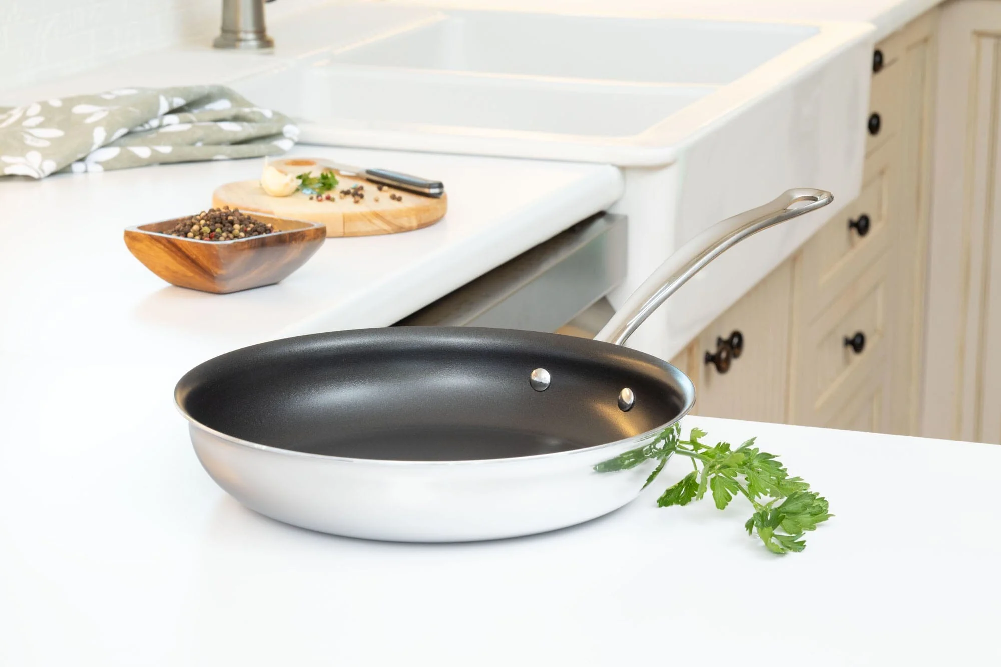 Meyer DynastyClad Stainless Steel 32cm/12.5" Non Stick Fry Pan Skillet Made in Canada - Image 6