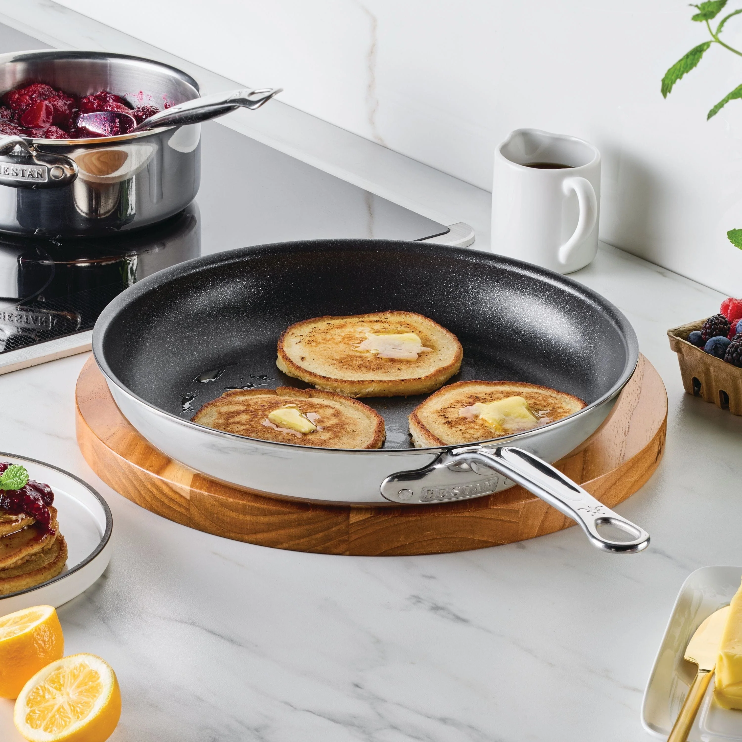 Hestan ProBond® Luxe 11" Professional Clad Stainless Steel Skillet with TITUM Nonstick - Image 9